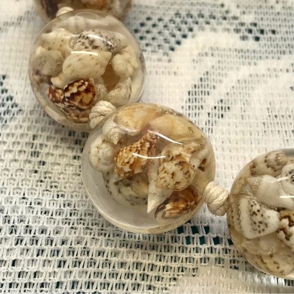 Chunky Bubblegum Bead Necklace Seashell Beach Summer Shell Jewelry - Picture 7 of 7